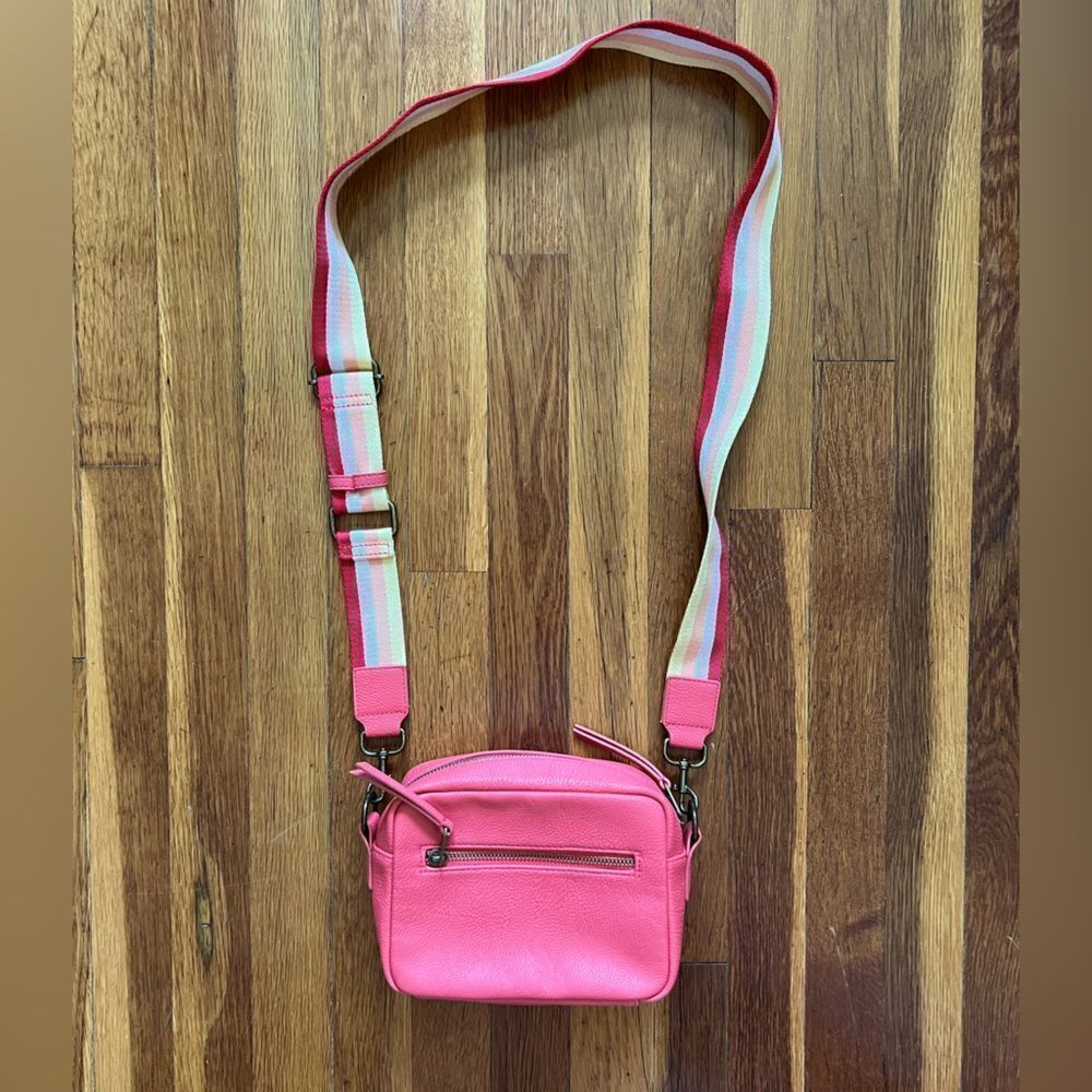 Universal Thread Crossbody Bag